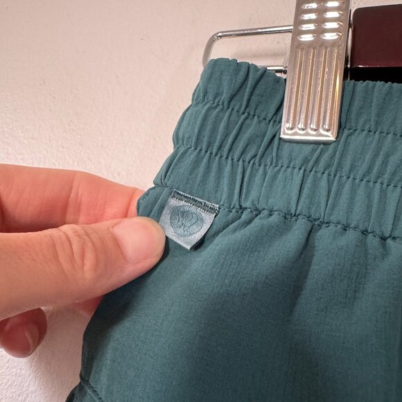 Lululemon Stretch Ripstop Short 8" Green - Picture 5 of 10